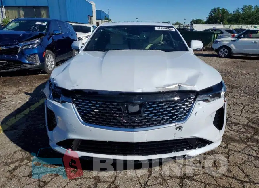 1G6DF5RK9T0112949 Photo# 5