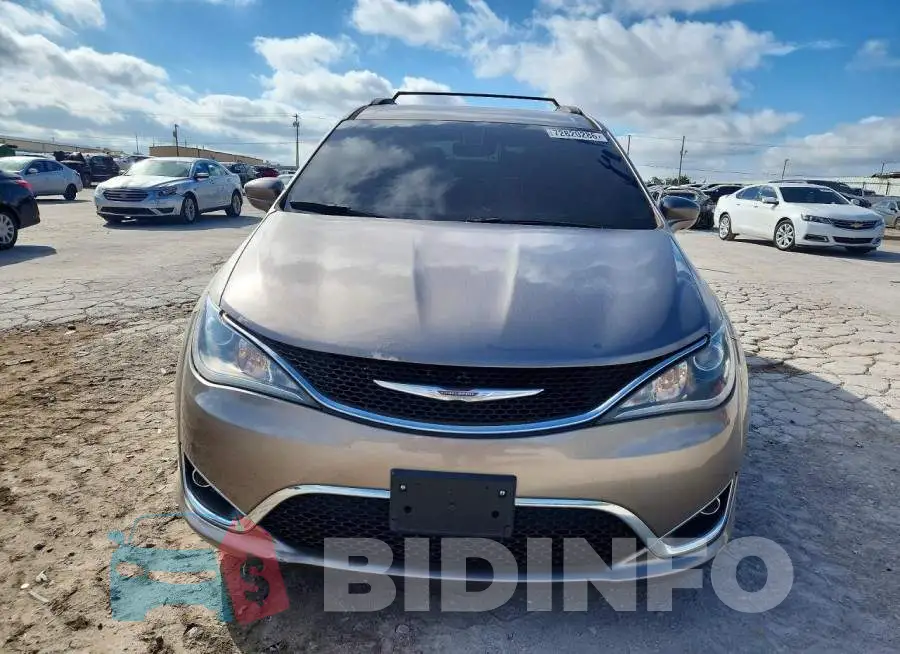 2C4RC1BG5HR683135 Photo# 5