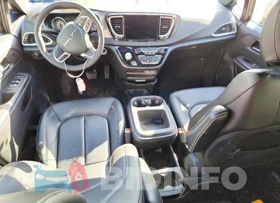 2C4RC1BG5SR551516 Photo# 8