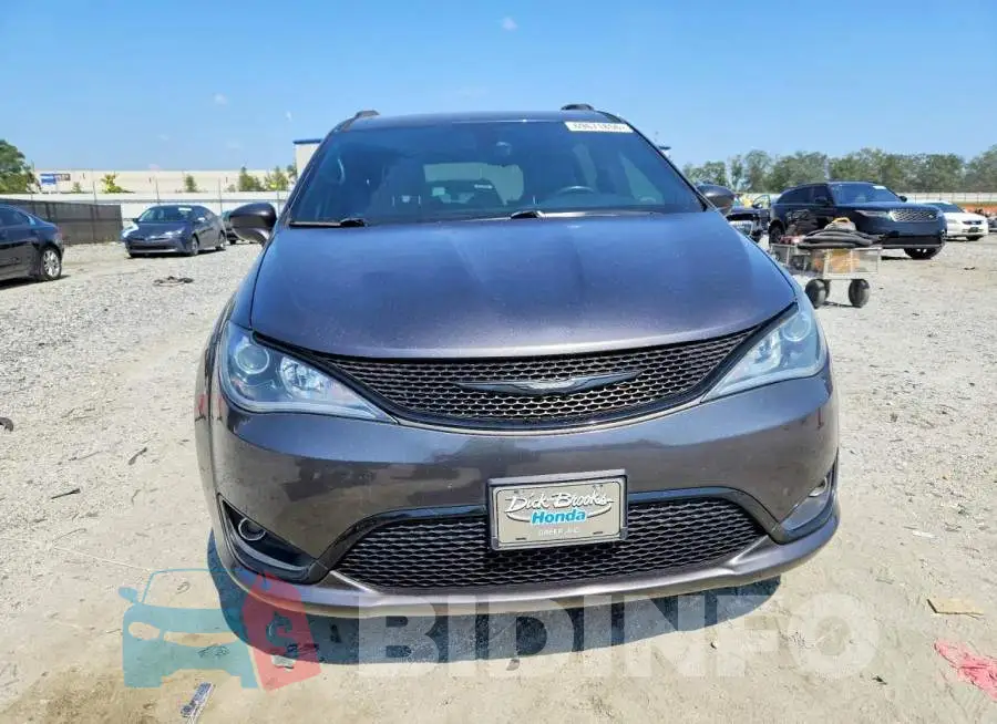2C4RC1BG8JR167163 Photo# 5