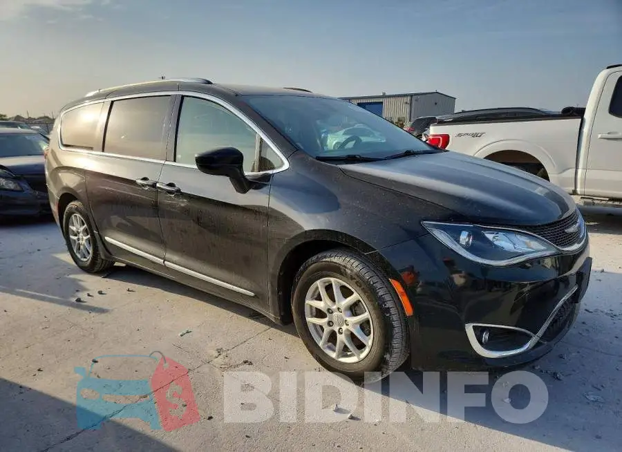 2C4RC1BGXLR284844 Photo# 4