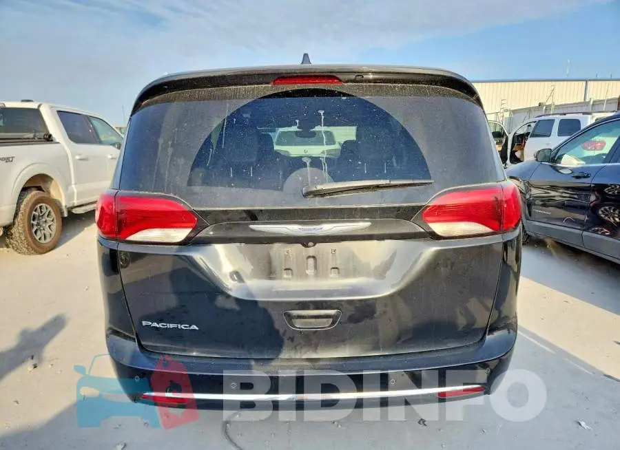 2C4RC1BGXLR284844 Photo# 6