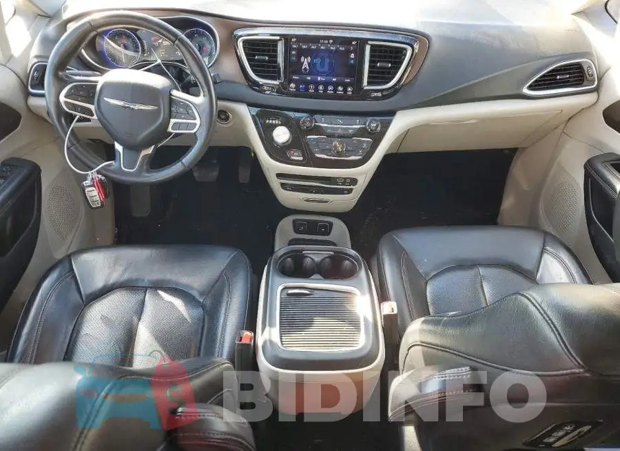 2C4RC1EG0JR227352 Photo# 8