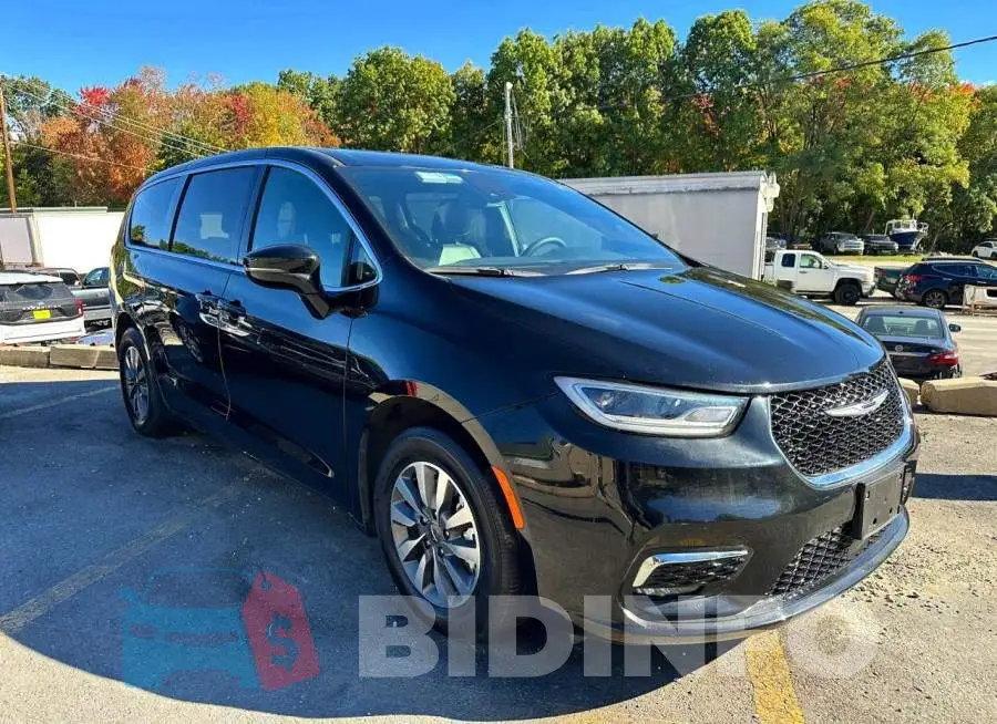 2C4RC1S70SR572967 Photo# 4