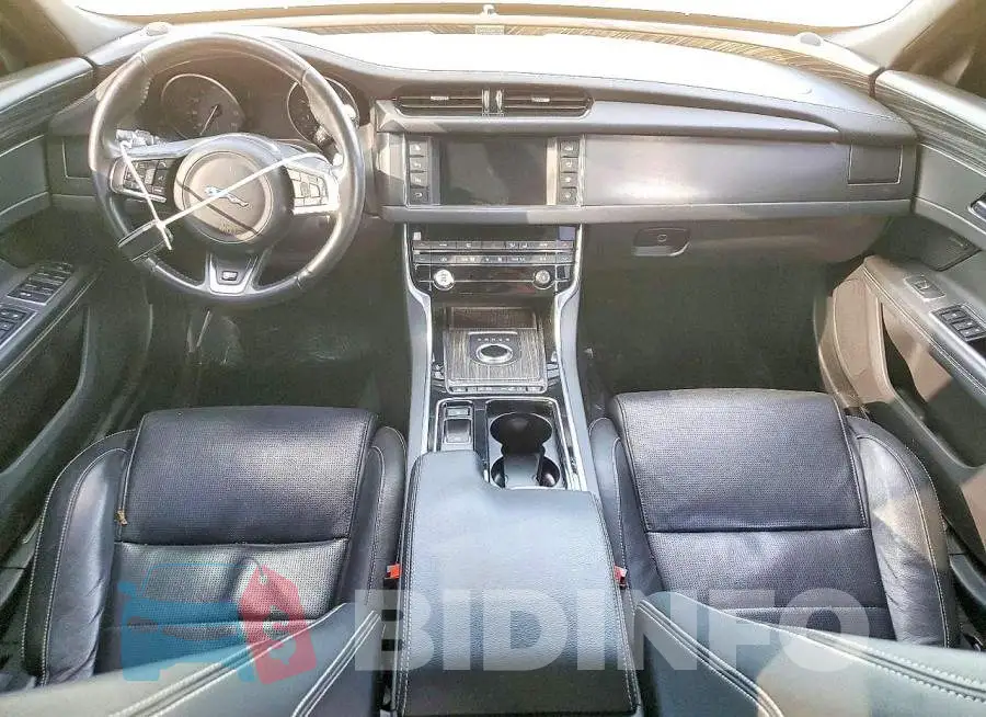 SAJBM4FV8JCY66540 Photo# 8