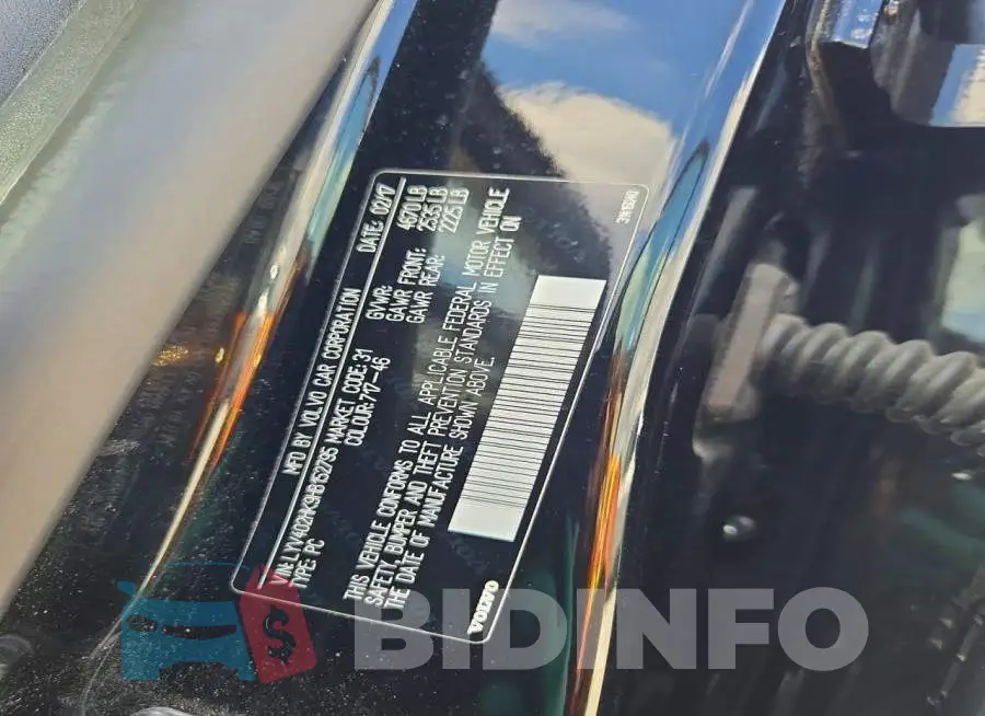 LYV402HK9HB152795 Photo# 13