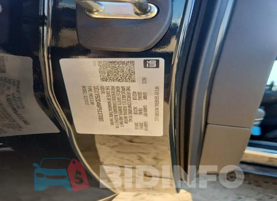 1G1YB2D46P5137083 Photo# 12