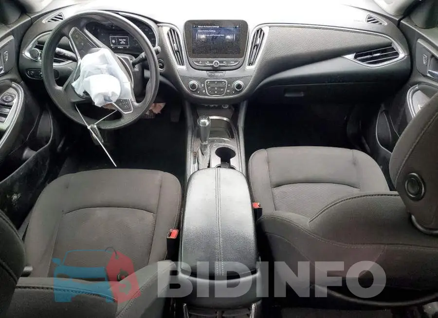 1G1ZD5ST6LF030890 Photo# 8