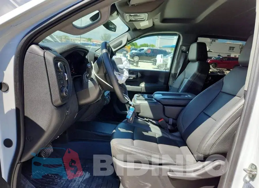 1GC4YSEYXRF371102 Photo# 7