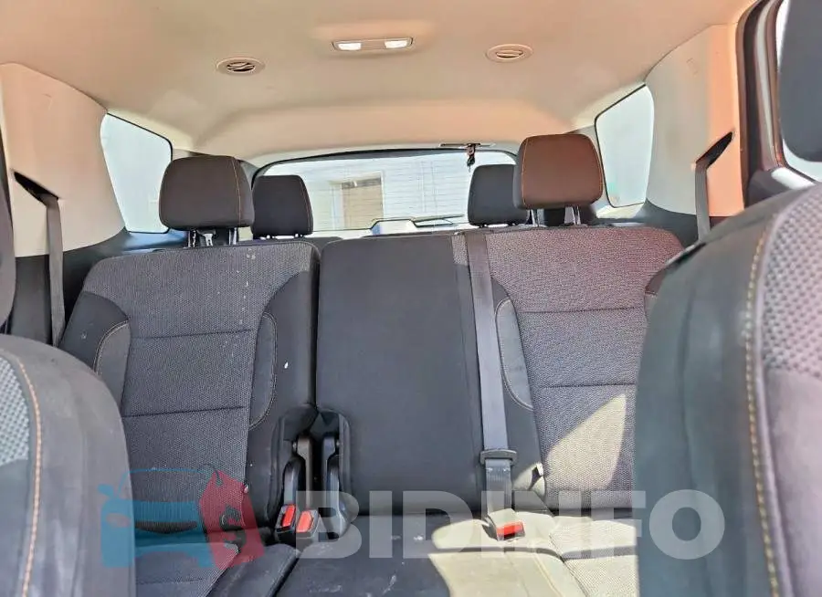 1GNEVFKW5MJ115177 Photo# 10