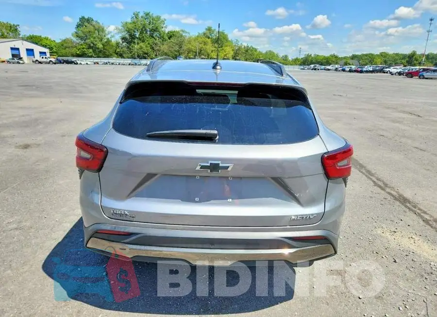 KL77LKE26RC221526 Photo# 6
