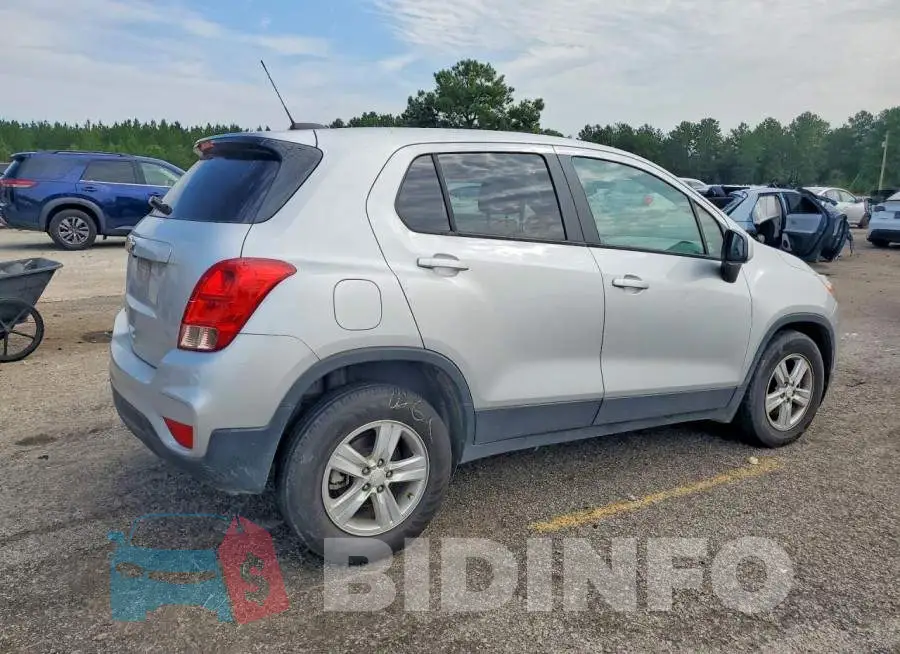 KL7CJNSM9NB510234 Photo# 3