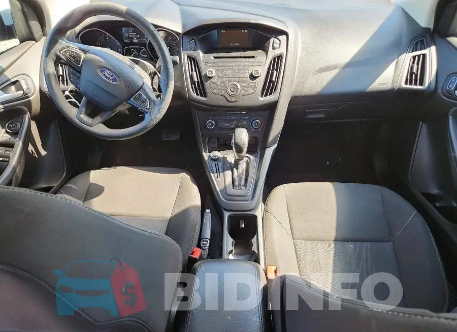 1FADP3F26HL322472 Photo# 8