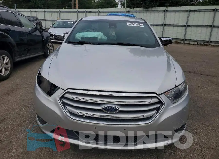 1FAHP2F88JG109571 Photo# 5