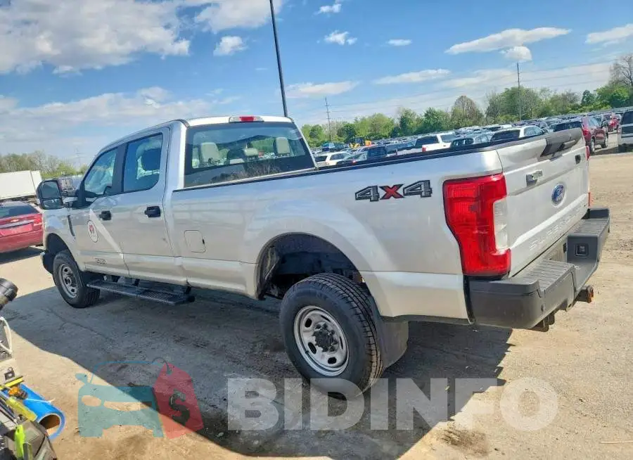 1FT7W2B69JEC46608 Photo# 2