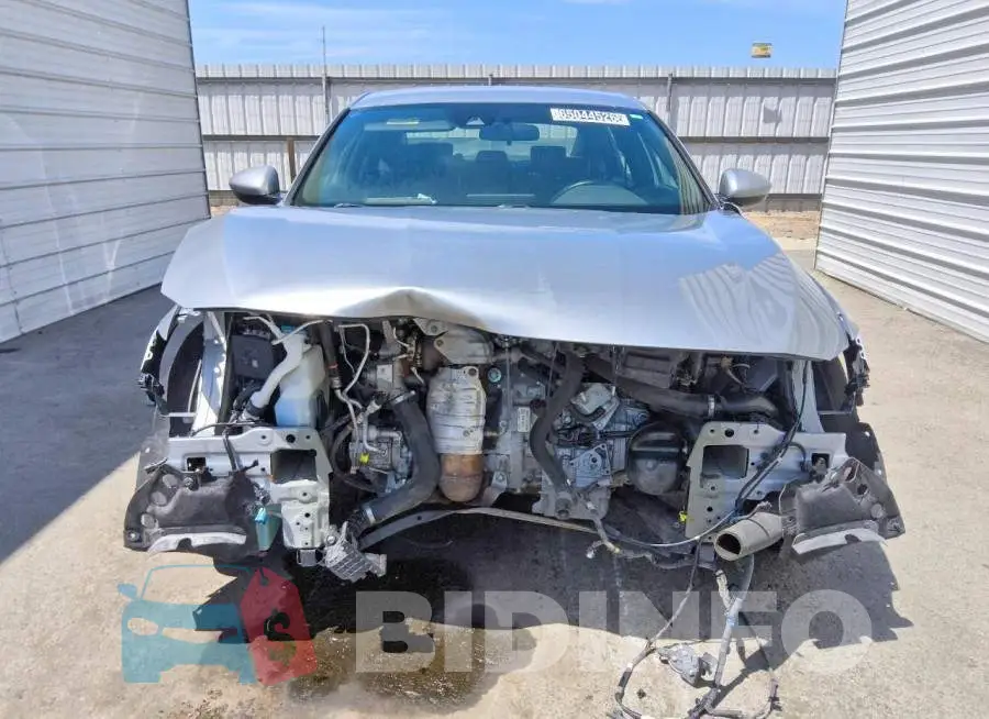 1HGCV1F33KA118810 Photo# 5