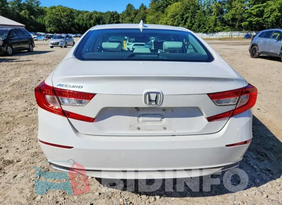 1HGCV1F42KA105927 Photo# 6