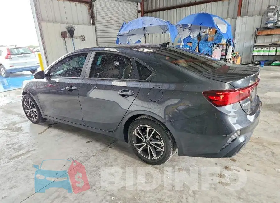 3KPF24AD1PE643262 Photo# 2