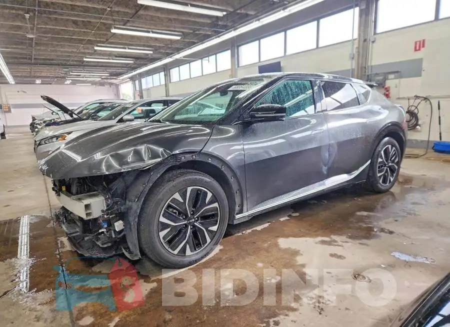 KNDC34LAXP5612171 Photo# 1