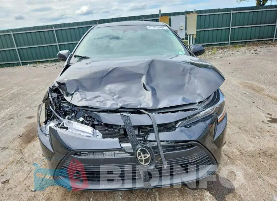 5YFB4MDE9SP315057 Photo# 5