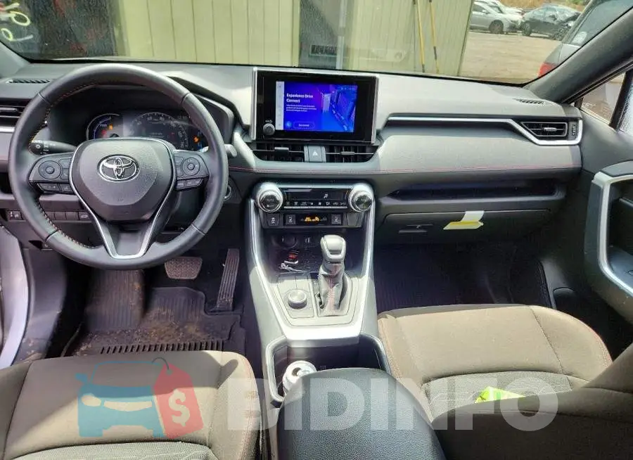 JTMCB3FV6SD235915 Photo# 8