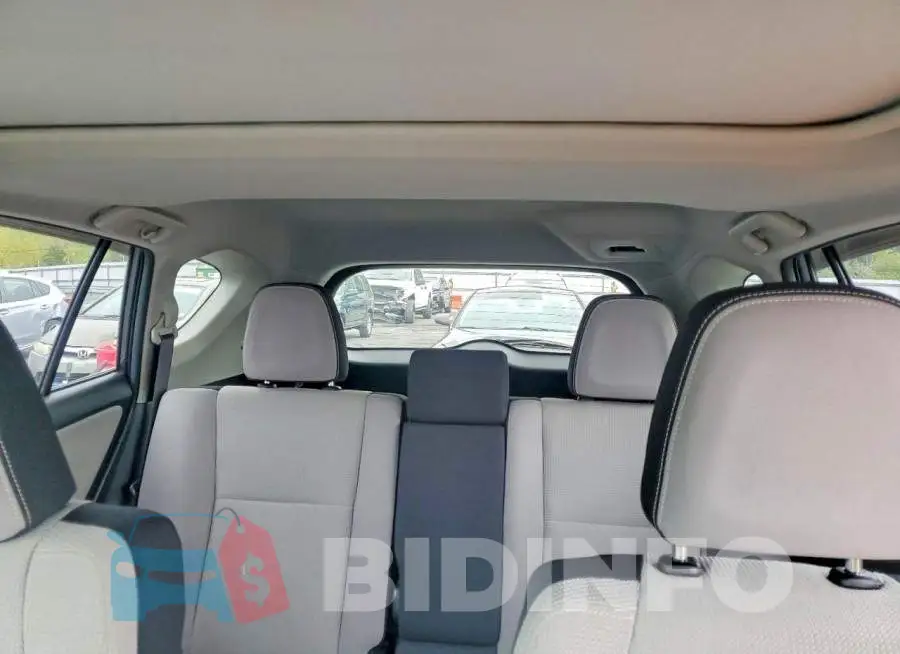 JTMRFREV1HJ117753 Photo# 10