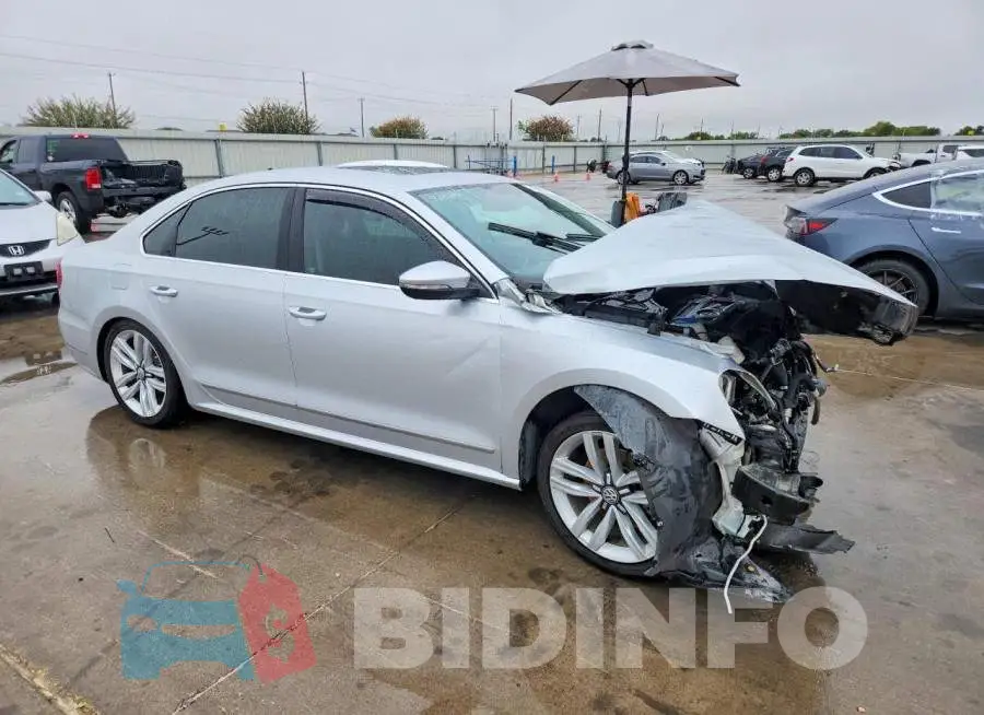 1VWGT7A34HC009542 Photo# 4