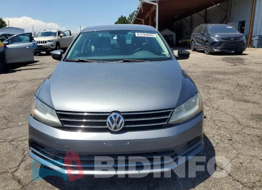 3VW2B7AJ4HM251046 Photo# 5