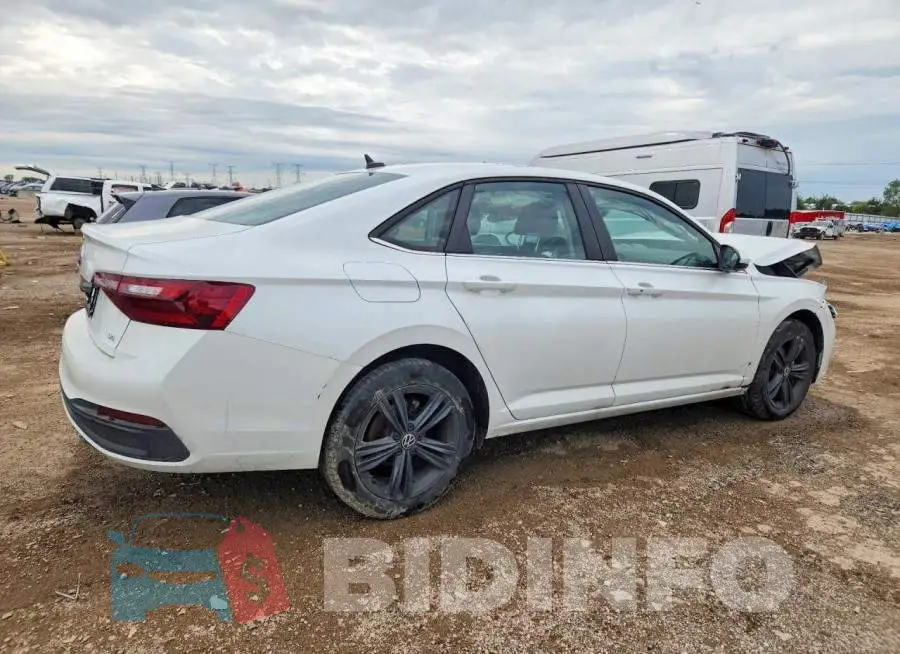 3VW7M7BU5RM075621 Photo# 3