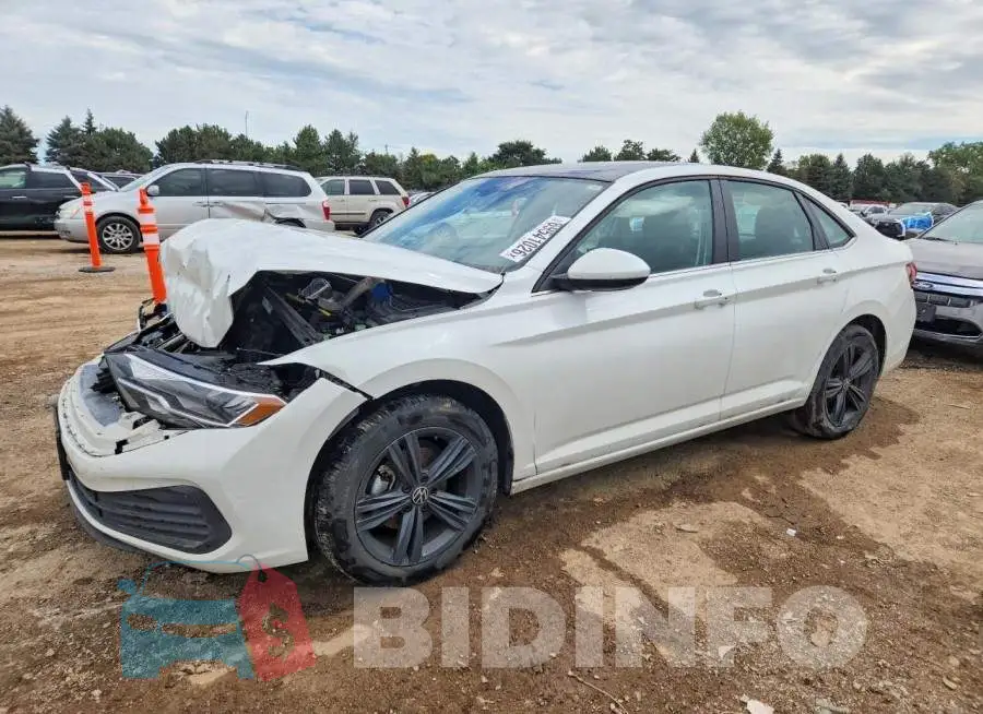 3VW7M7BU5RM075621 Photo# 1