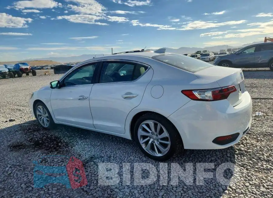19UDE2F7XHA005698 Photo# 2