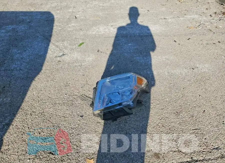 1N6AA1ED0MN527528 Photo# 12