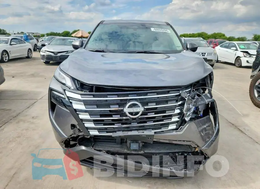 5N1BT3BA8TC671437 Photo# 5