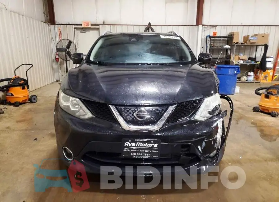 JN1BJ1CR4HW114567 Photo# 5