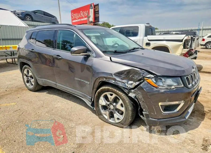 3C4NJCCB2LT140379 Photo# 4