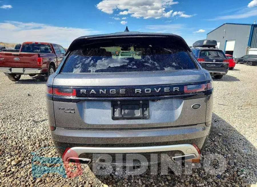 SALYM2RV4JA717538 Photo# 6