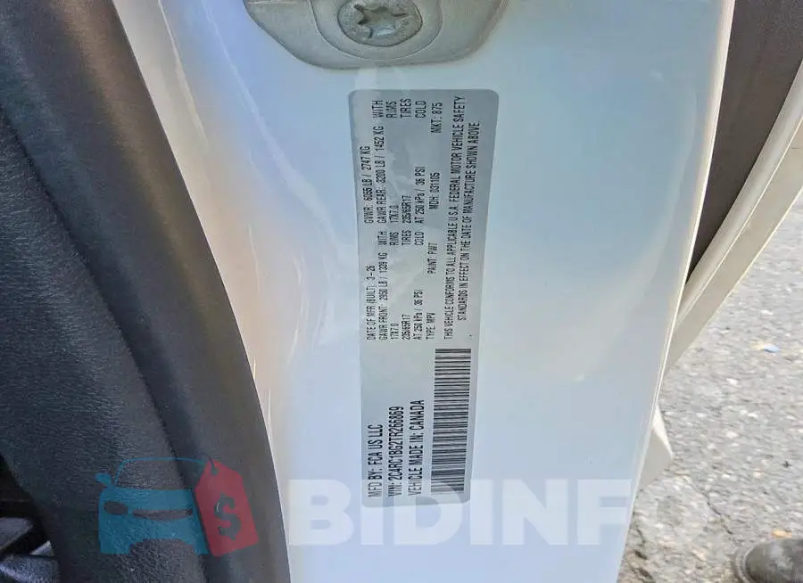 2C4RC1BG2TR266869 Photo# 5