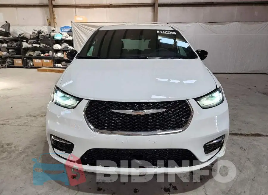 2C4RC1BGXTR239936 Photo# 5