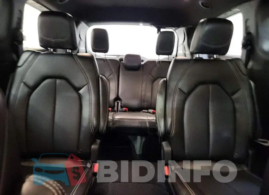2C4RC1BGXTR239936 Photo# 10