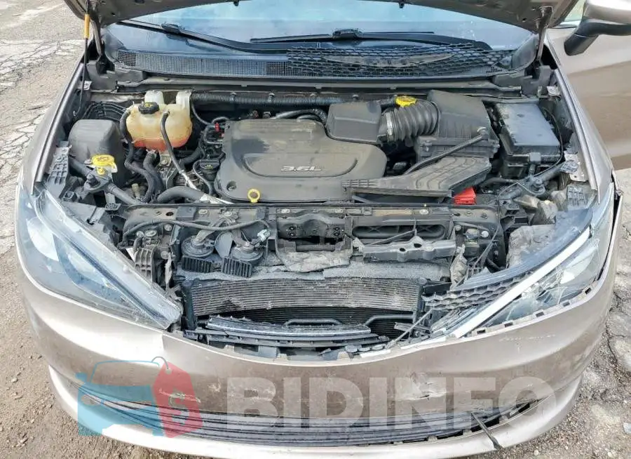 2C4RC1DG6HR544287 Photo# 12