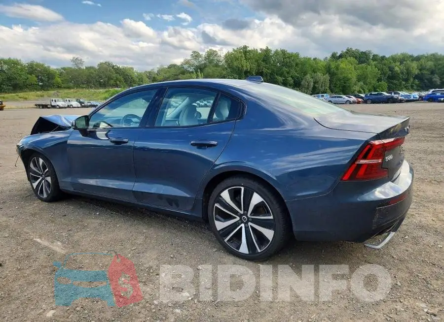 7JRL12TZ6NG160772 Photo# 2