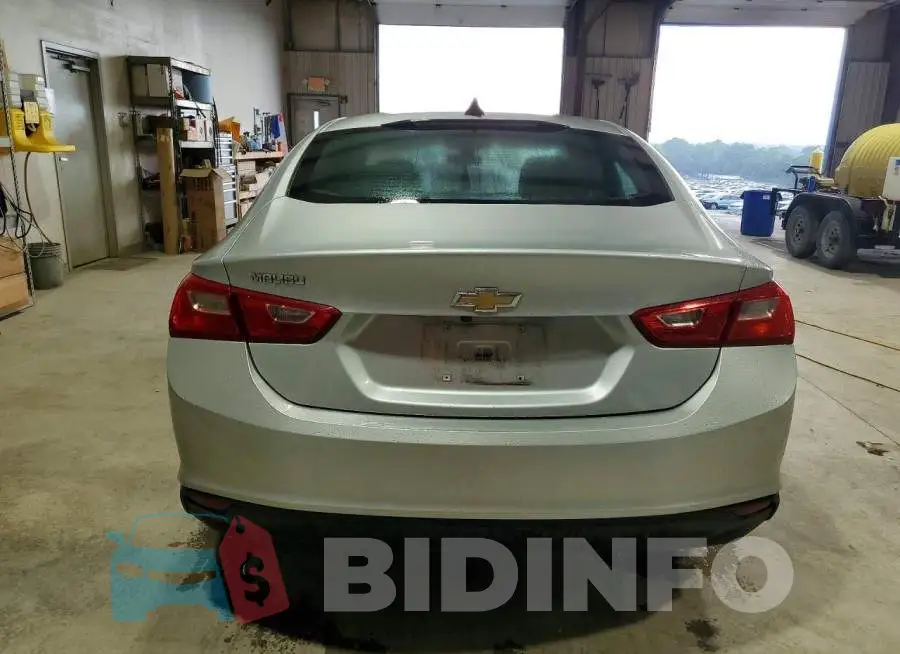1G1ZB5ST7JF215758 Photo# 6