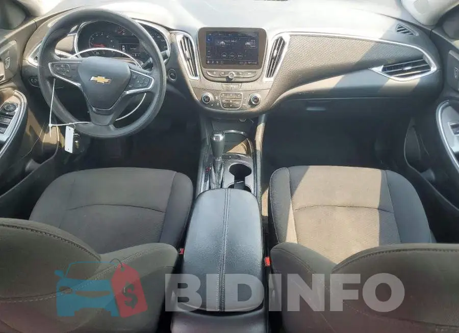 1G1ZD5ST3LF051647 Photo# 8