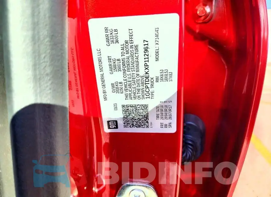 1GCPTDEKXP1129617 Photo# 13