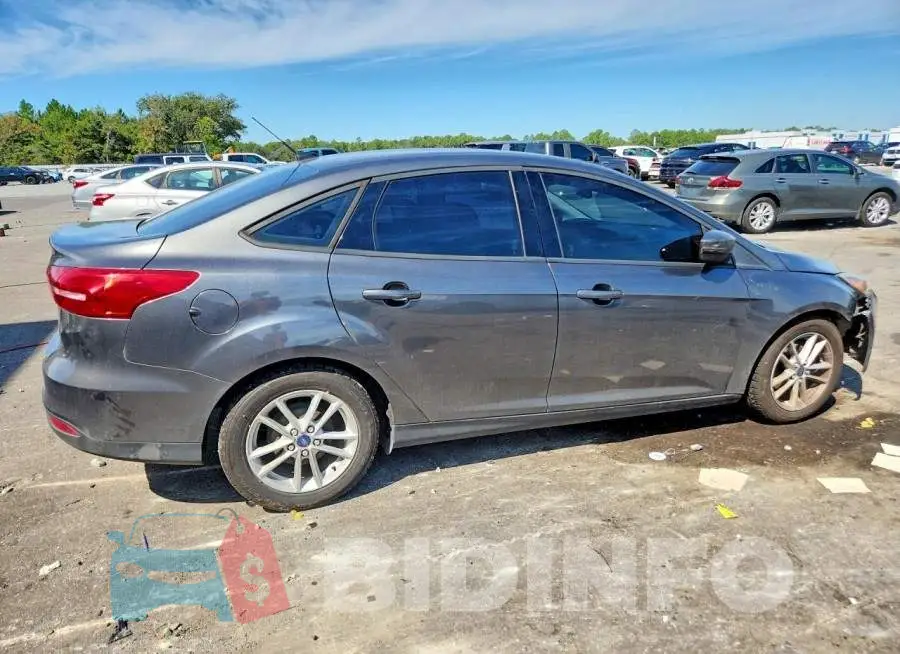 1FADP3F24HL252051 Photo# 3