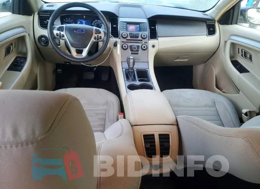 1FAHP2D82JG141256 Photo# 8