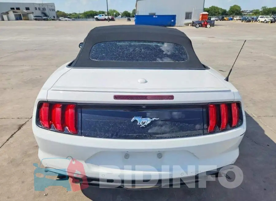 1FATP8UH5M5103744 Photo# 6