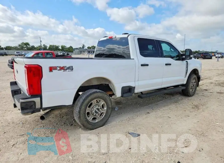 1FT7W2BA8SED12541 Photo# 3