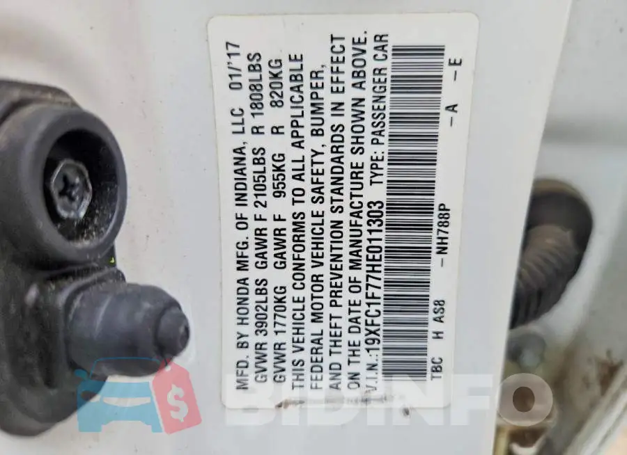 19XFC1F77HE011303 Photo# 12