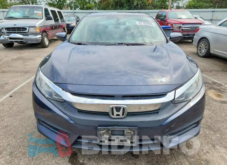 2HGFC2F59JH574157 Photo# 5